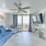 Sunny Hudson Condo With Private Beach Access!