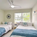 Bayfront Jensen Beach Home Dock And Lanai!