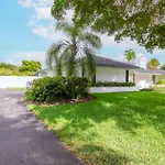 Spacious 3 Bed/2.5Bath Miami Home W/ Pool!