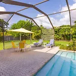Spacious 3 Bed/2.5Bath Miami Home W/ Pool!