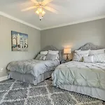 Sunny Perdido Key Cottage With On-Site Tiki Bar