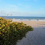 Courtyard By Marriott Cocoa Beach Cape Canaveral