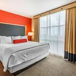 Cambria Hotel Ft Lauderdale, Airport South & Cruise Port