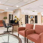 Quality Inn & Suites Orlando Airport