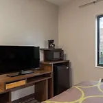 Super 8 By Wyndham Pompano Beach