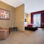 Comfort Inn & Suites Maingate South