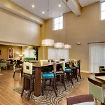 Hampton Inn & Suites Cape Coral / Fort Myers