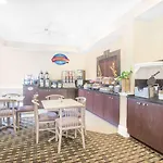 Baymont By Wyndham Crestview