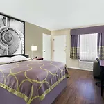 Super 8 By Wyndham Ellenton Bradenton Area