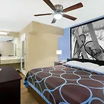 Super 8 By Wyndham Ellenton Bradenton Area