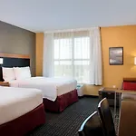 TownePlace Suites Orlando at FLAMINGO CROSSINGS Town Center/Western Entrance