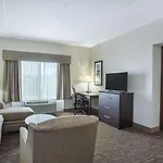 Comfort Inn & Suites Sarasota I75