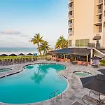 Diamond Head Beach Resort