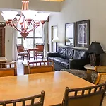 Parkway International Resort