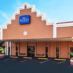 Baymont By Wyndham Lake City