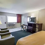 Econo Lodge Cocoa Beach - Near The Port
