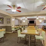La Quinta Inn & Suites by Wyndham Miami Lakes