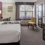 La Quinta Inn & Suites by Wyndham Miami Lakes