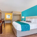 Howard Johnson By Wyndham Lakeland