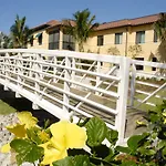 Naples Bay Resort & Marina