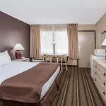 Travelodge By Wyndham Deltona