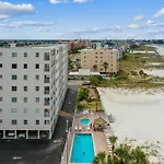 Sea Breeze Resort By Travel Resort Services