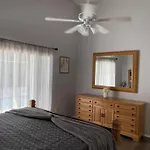 Vacation Home /Pool/Near All Parks