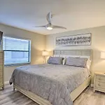 Sebring Condo With Pool Access About 1 Mile To Golf!