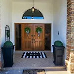 Bonita Springs Hideaway Less Than 3 Miles To Gulf Beaches!