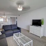 El Matador 167 - Sixth Floor Unit With Easy Access To All Amenities