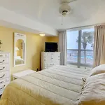 El Matador 324 - Gulf Front With Beautiful Views Of The Gulf And Pool