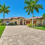 Canalfront Cape Coral Home With Patio And Grill!