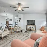 Pet-Friendly Home 10 Mi To Lake Okeechobee!