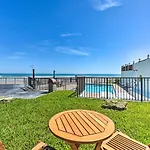 Daytona Beach Retreat With Views And Pool Access!