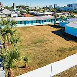Bb Unit 8 - Chic Studio Suite W/ Cabana & Pool Steps To Beach!