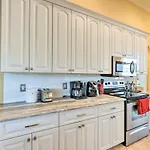 Spacious Port Charlotte Home With Lanai!