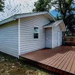 Stylish 2 Bedroom Home Close 2 Dtown, Nas, And Bch