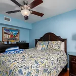 -Warm Sands- Fantastic Gulf Front Duplex! Home