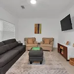 Peaceful Hideaway Half Mile To Beach Pet Friendly
