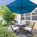 Gorgeous Coastal Condo Barefoot Beach Indian Shore