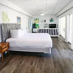 Drop Anchor Resort & Marina