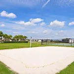 The Shire At West Haven - 5 Bed 5 Baths Villa
