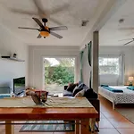 Spanish Bungalow Guest House