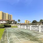 Pcb Condo With Pool And Grill Access - Walk To Beach!