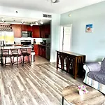 Laketown 5 Pools Steps To Beach Family Friendly