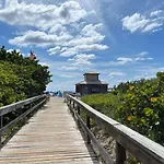 Palm Beach Shores Resort And Vacation Villas