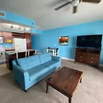 1717 Laketown Wharf 1 King Bedroom, 2 Bath
