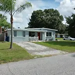 Private Family Home Pet Friendly Beautiful Beaches Jetted Hot Tub And Fun