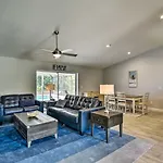 Palm Coast Family Home With Private Pool And Lanai!