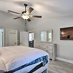 Palm Coast Family Home With Private Pool And Lanai!